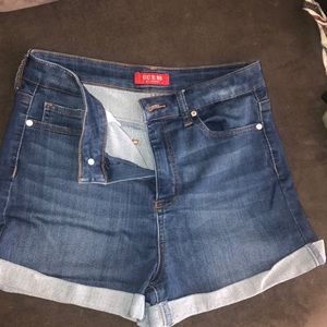 Guess shorts